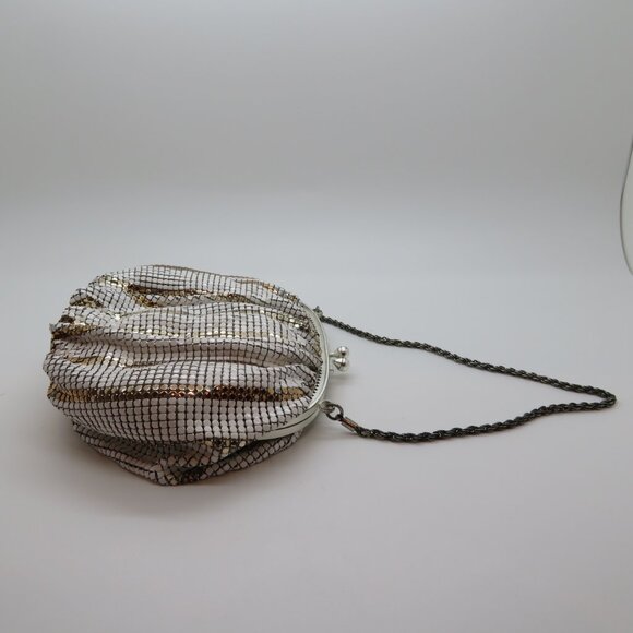 Women Handheld Chain Strap KissLock Purse White Gold Metal Mesh Mini Evening Bag - Picture 3 of 14
